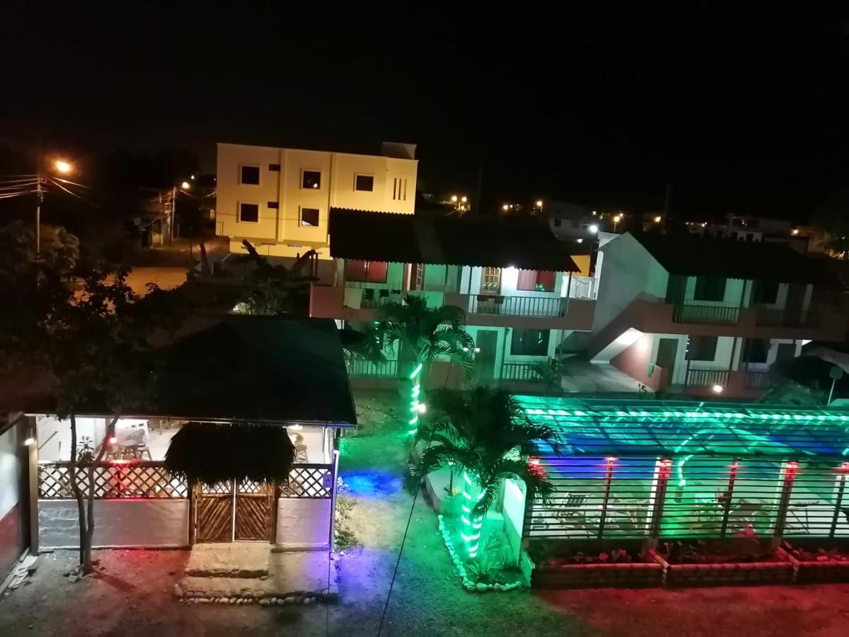 El Galeon Hotell Atacames Eksteriør bilde