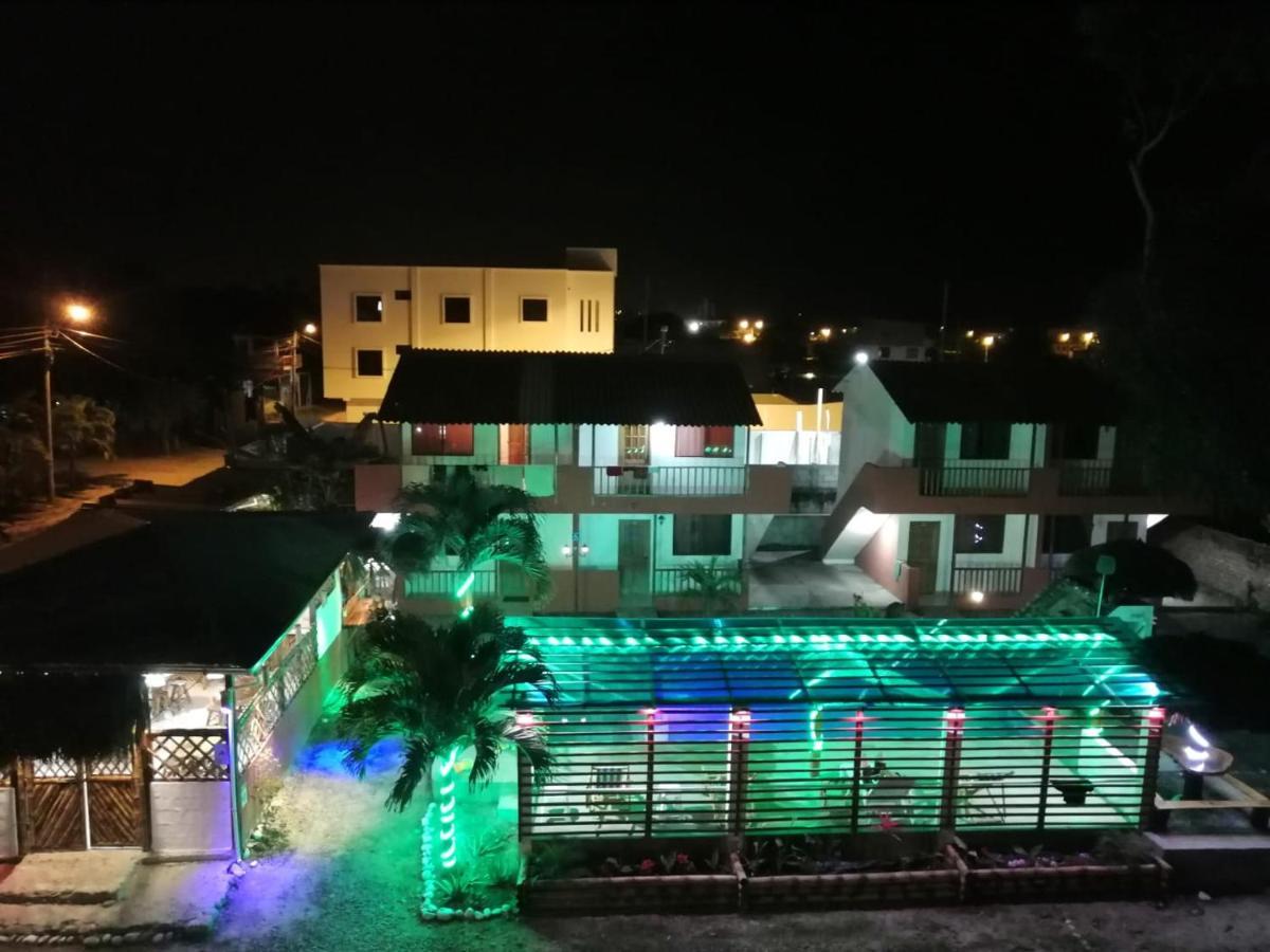 El Galeon Hotell Atacames Eksteriør bilde
